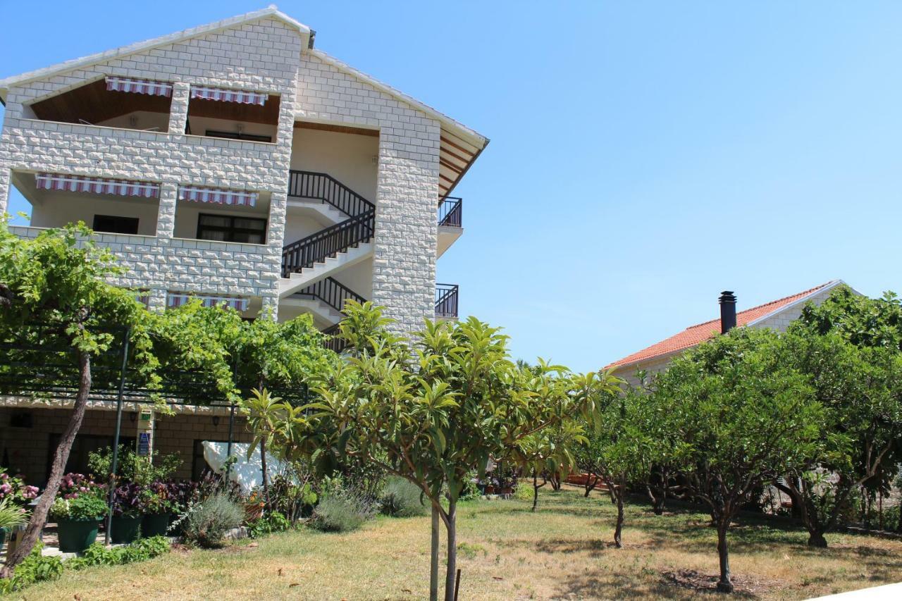 Apartments Sveti Anton Orebić Екстериор снимка