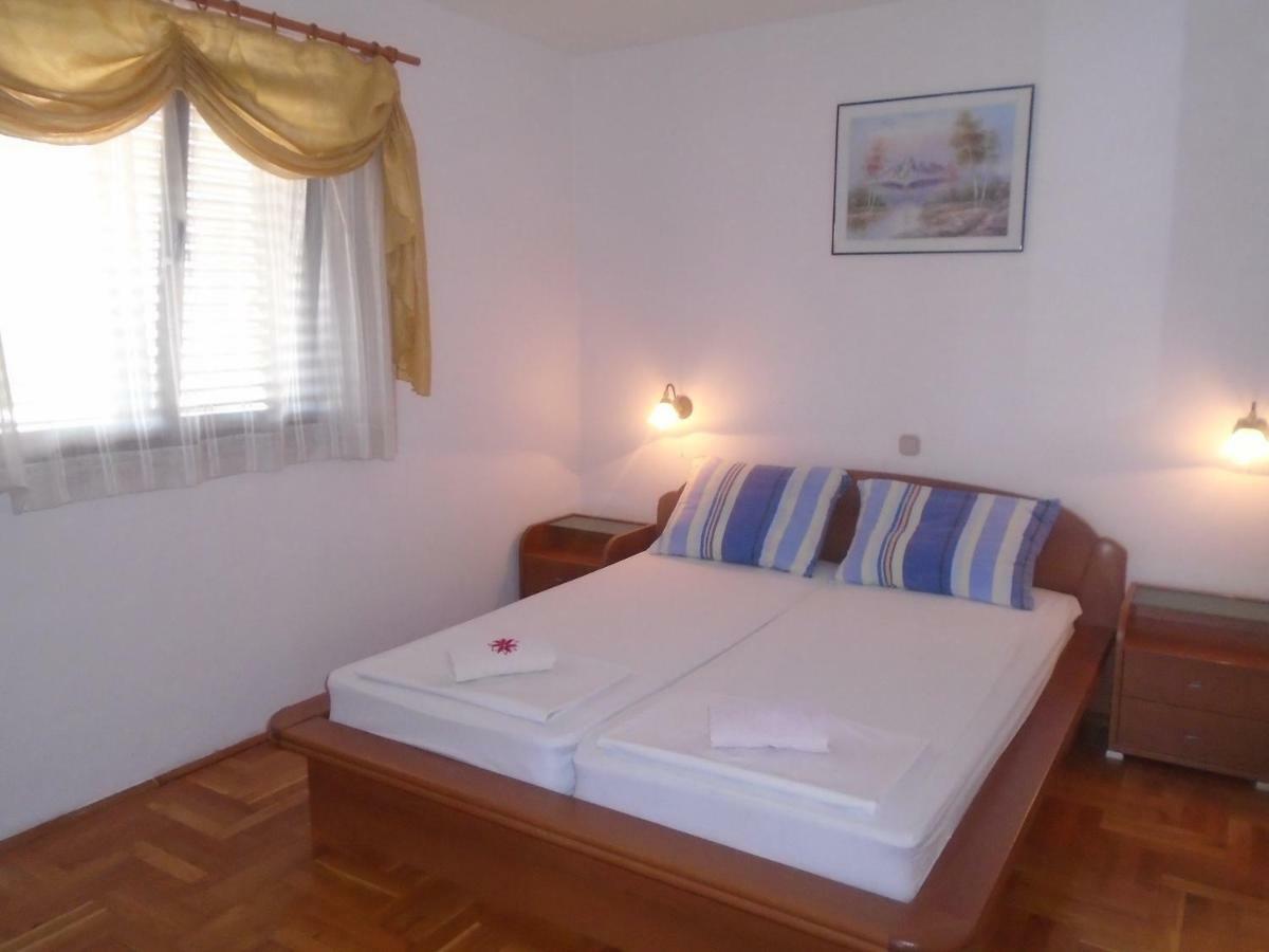 Apartments Sveti Anton Orebić Екстериор снимка