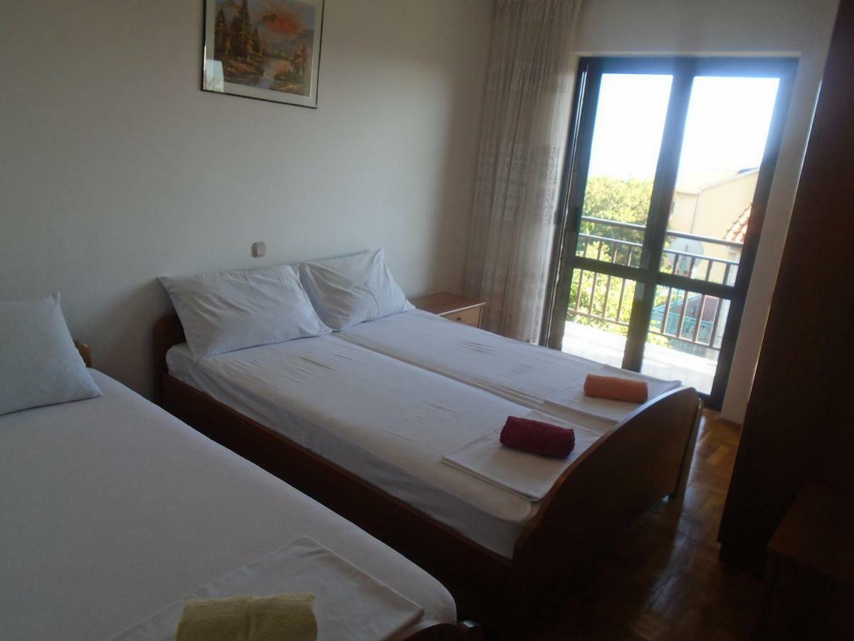 Apartments Sveti Anton Orebić Екстериор снимка